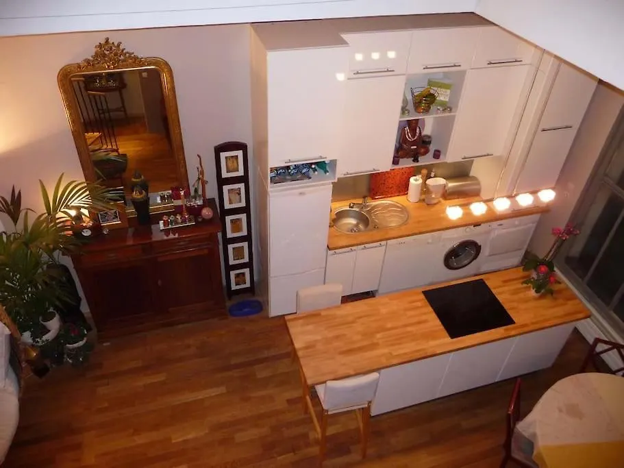 Апартаменты Exotic Loft In Montmartre + Terrace ! Париж